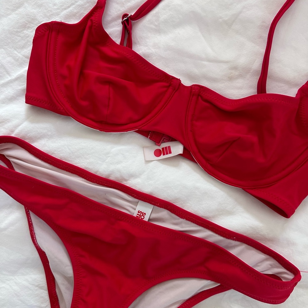 Solid & Striped red bikini